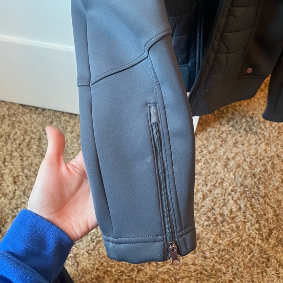 Athlesiure Jacket - Picture 2 of 5